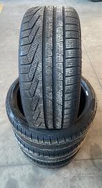 4 Gomme Invernali Pirelli 245/35 R19 93V