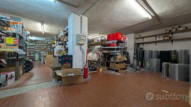 MAGAZZINO A NOVI LIGURE