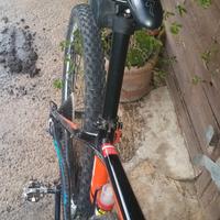 bicicletta usata poche volte 