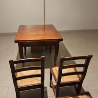Tavolo in legno apribile a libro +4 sedie
