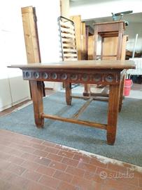 tavolo da pranzo antico 