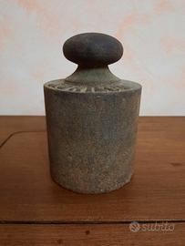 Vecchio peso per bilancia