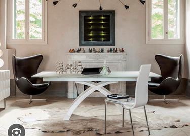 Tavolo tonin in vetro