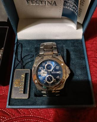 Bracciali,collane e orologi