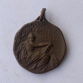 Medaglia touring club italia 1911