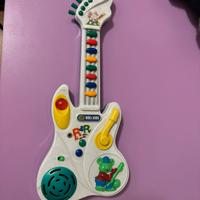 chitarra giocattolo per bambini