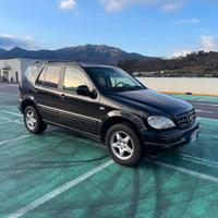 Mercedes   Ml 320   V6    4Matic
