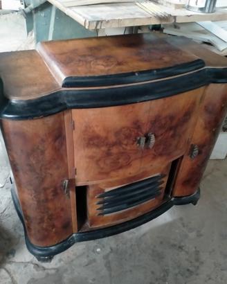 Mobile bar con radio e giradischi 