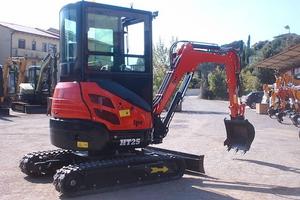 MINIESCAVATORE NUOVO JPC HT25 Cabina