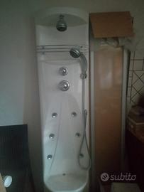 doccia idromassaggio 