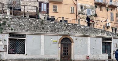 LOCALE COMMERCIALE ex Ristorante Il Fontanone