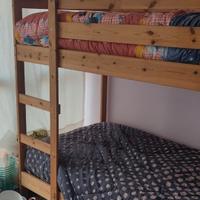 Letto a castello legno ikea e materassi seminuovi