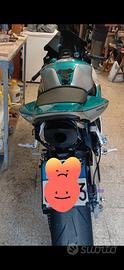 moto cbr 1000