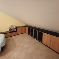 Soggiorno basso + libreria