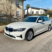 BMW 320 d Touring mhev 48V auto 190cv