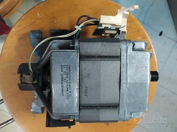 motore lavatrice elettrolux 