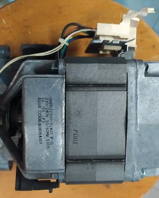 motore lavatrice elettrolux 