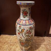 Vaso decorato in ceramica