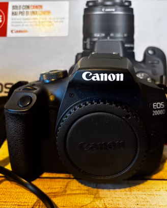 Canon EOS 2000d + obiettivo Canon ultrasonic 28-20