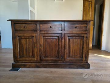 Mobile in legno massello