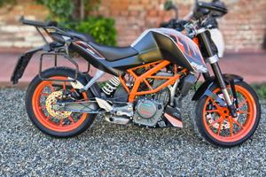 KTM 390 Duke