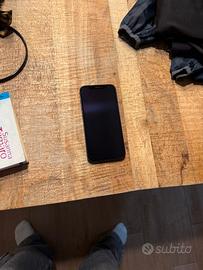 iPhone 12 più Apple Watch 