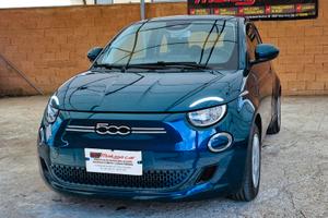 Fiat 500 500e Berlina 42 kWh Passion