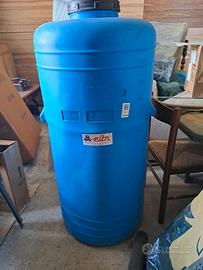 Cisterna di raccolta acqua in pvc 300 litri