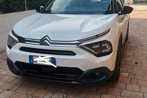 Citroen c4 elettrica 
