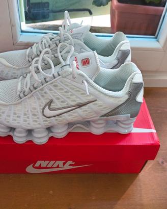 Nike shox 