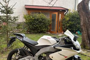 APRILIA RS4 125 2011 MOTO DA STRADA