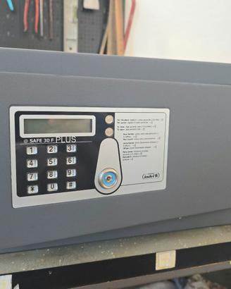 Cassaforte elettronica Indel B Safe 30 Plus hotel