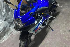 Suzuki Gsx-R 600 k7