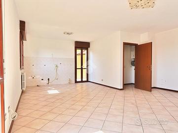 4 LOCALI A REGGIO NELL'EMILIA