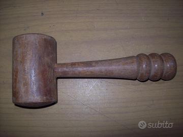 MARTELLO DI LEGNO