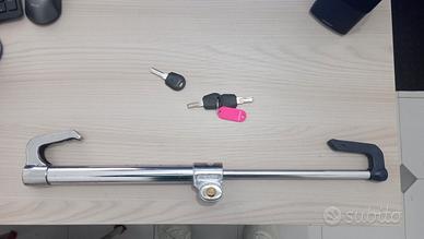 Turnart Blocca Sterzo per Auto (Acciaio)