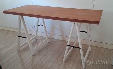 Tavolo smontabile: tavola in ciliegio e cavalletti