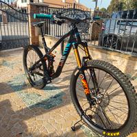  Mtb Canyon strive CF 8.0 race