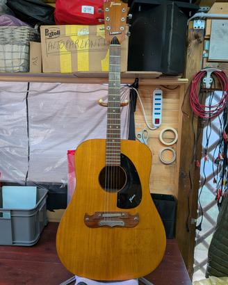 chitarra acustica vintage