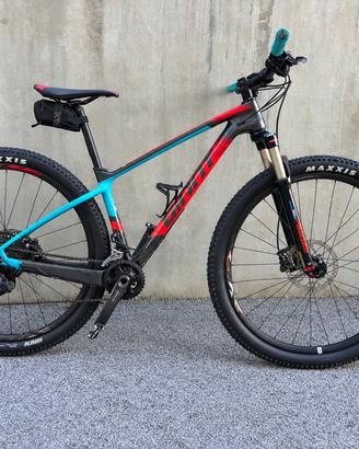 Mountain Bike 29" Giant XTC Advanced in Carbonio -