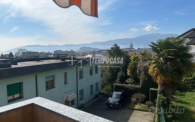 Verbania - Intra, bilocale ristrutturato con terra