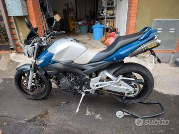 Suzuki gsr600 K7