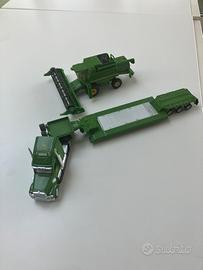 Siku 1851 Camion con Mietitrebbia John Deere 1:87