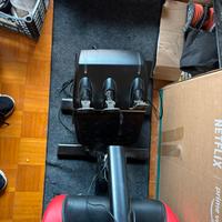 Sedile da corsa e volante con pedali