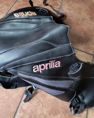 BORSA  IN  PELLE  SERBATOIO  E  BORSELLO