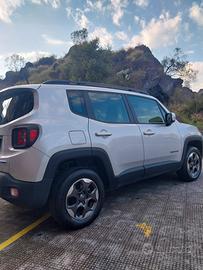 JEEP RENEGADE COME NUOVA 