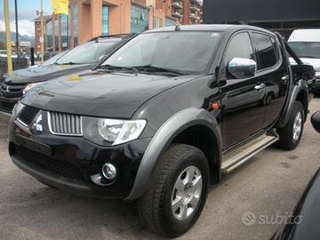 Mitsubishi L200 2.5 DI-D/136CV DC Intense ''SAVANA