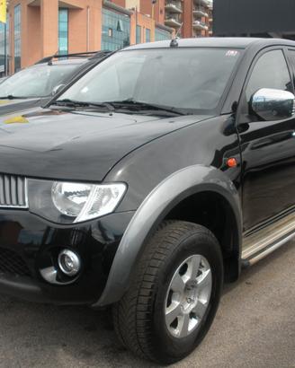 Mitsubishi L200 2.5 DI-D/136CV DC Intense ''SAVANA
