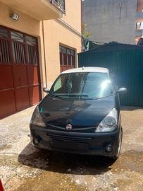 Minicar Aixam Mega 