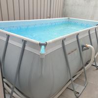 struttura tubolari per piscina bestway con scala